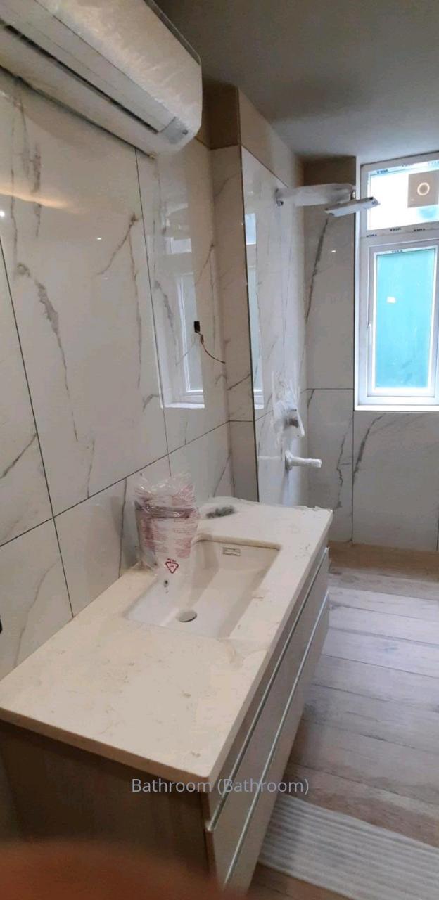 Builder Floor Available for Rent in Panchsheel Park